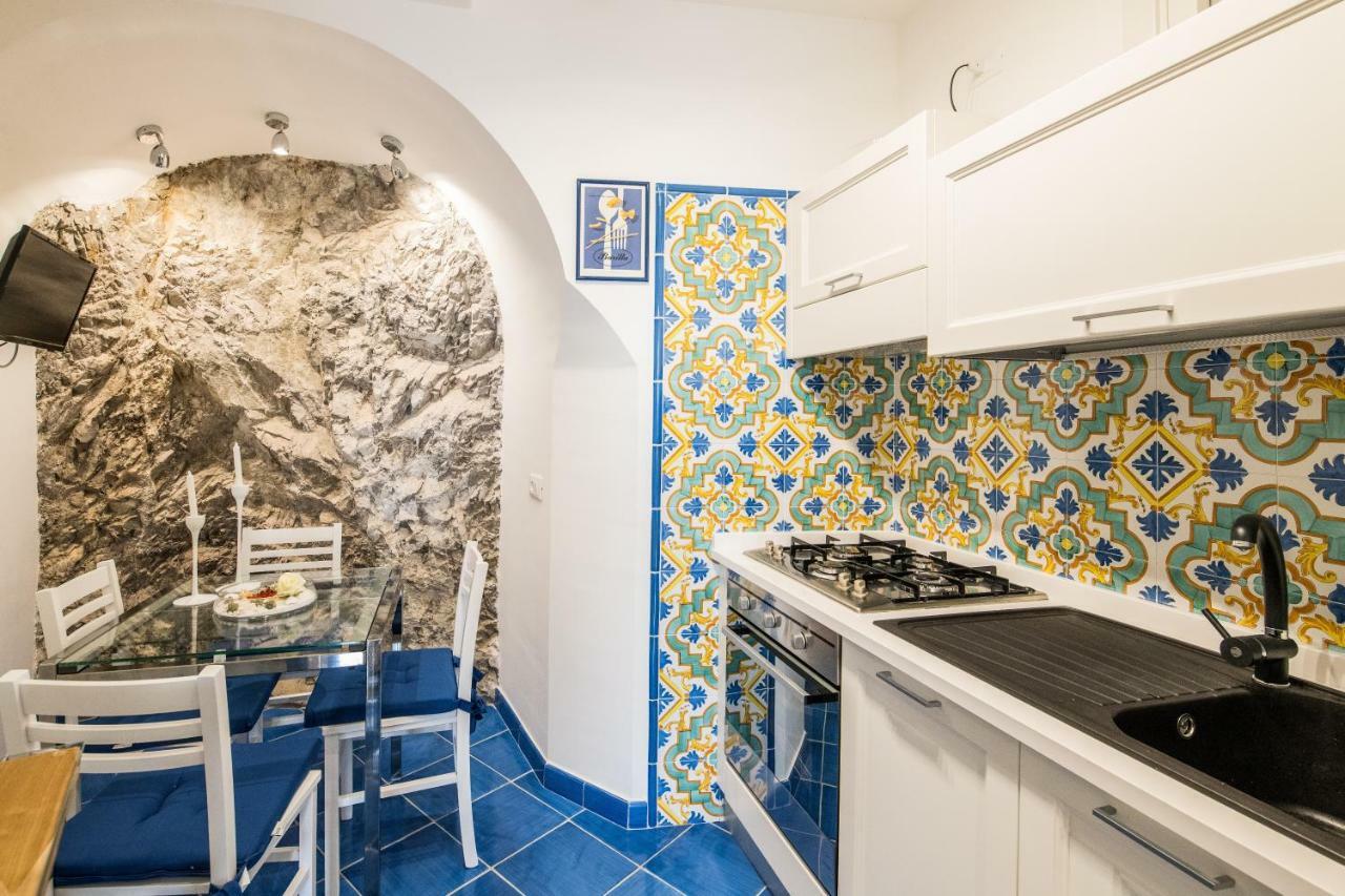 אמאלפי Suite Picasso מראה חיצוני תמונה