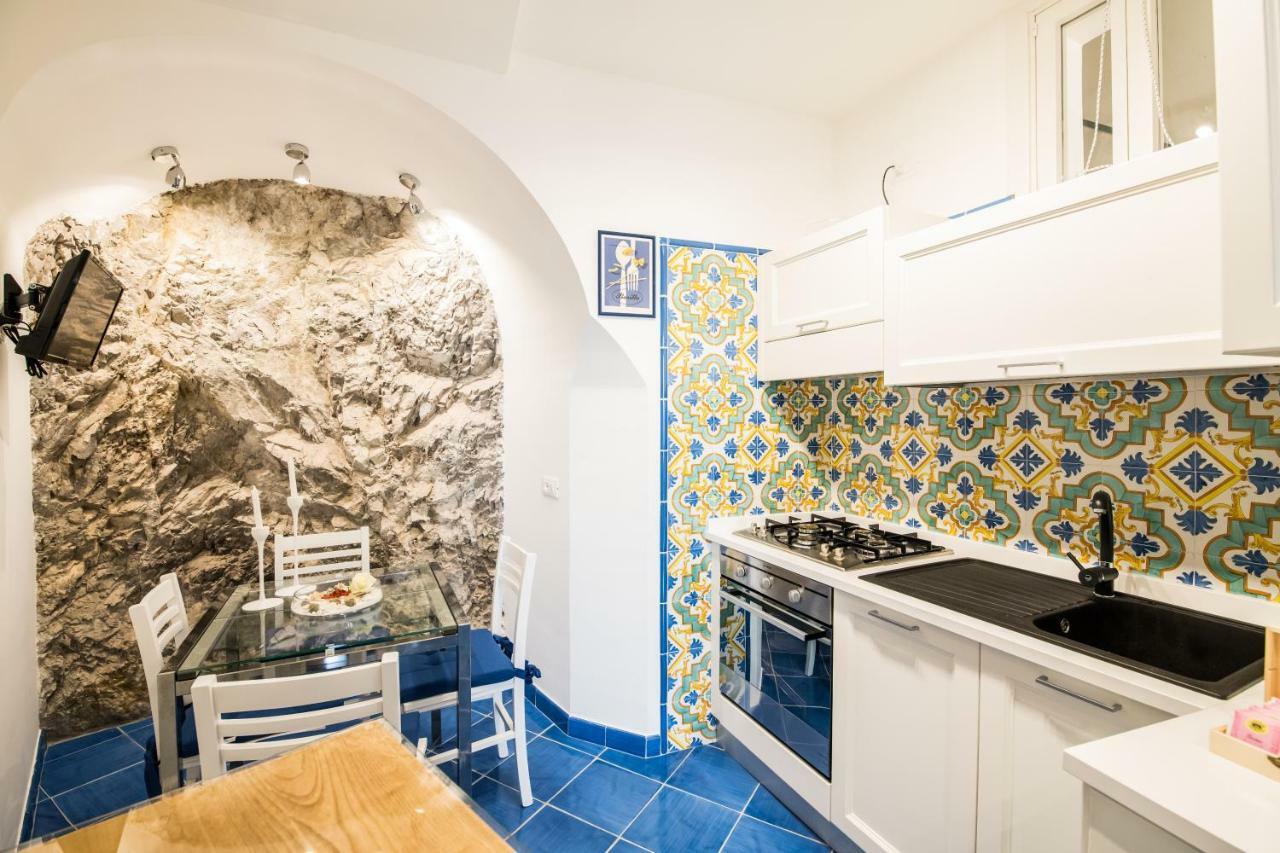 אמאלפי Suite Picasso מראה חיצוני תמונה